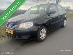 Volkswagen Polo - 1.4-16V Trendline