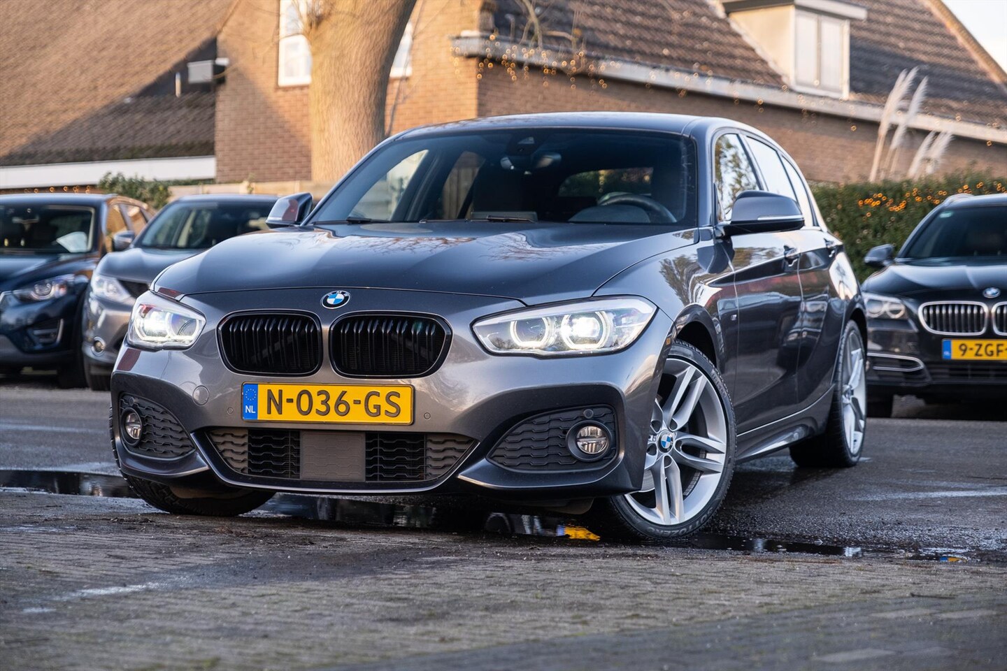 BMW 1-serie - (f20) 125i 224pk M Sport High Executive rijklaar bovag garantie - AutoWereld.nl