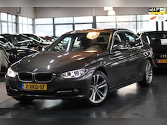 BMW 3-serie - 320i EfficientDynamics | LEER | NAVI | PDC | HANDBAK |