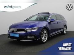 Volkswagen Passat Variant - 1.5 TSI 150PK DSG R-Line Business + | Pano | Trekhaak | Camera | Stoelverwarming | Navi |