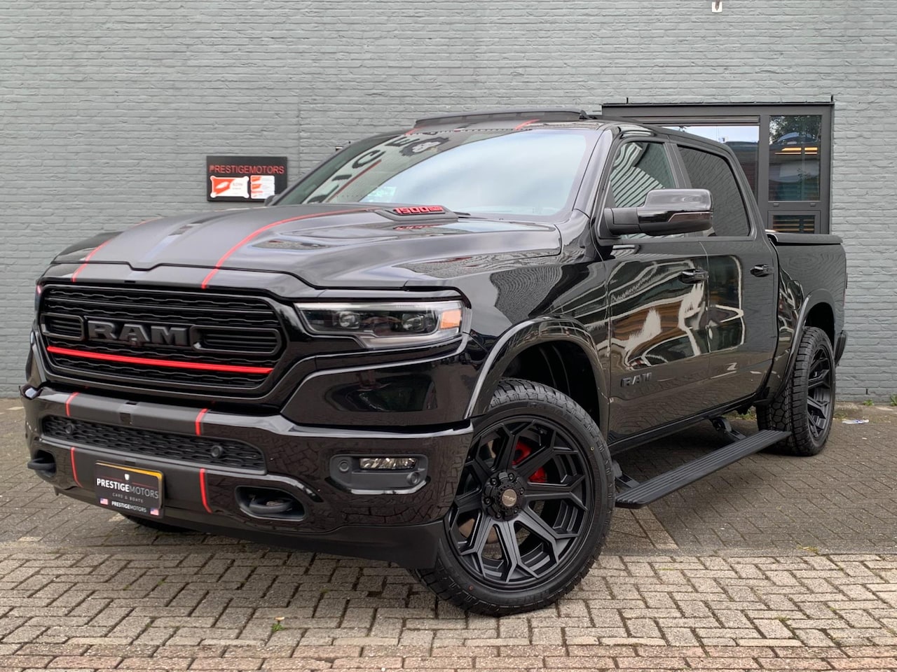 Dodge Ram 1500 - Limited 5.7L 401PK Head-up Multifunction Tailgate 360cam Luchtvering - AutoWereld.nl