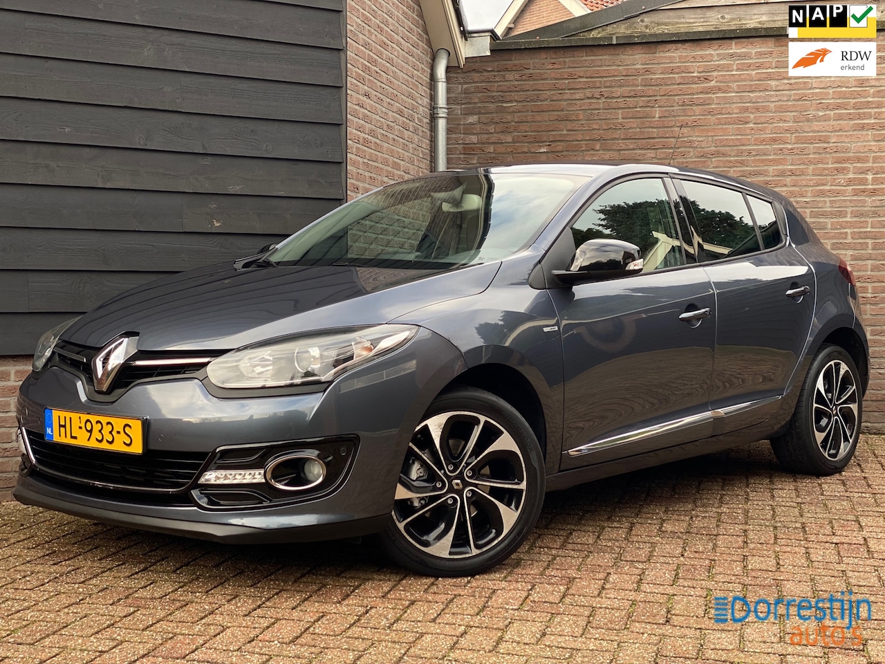 Renault Mégane - 1.2 TCe Bose Automaat/Navi/PDC/Leder/Eerste eigenaar/NAP - AutoWereld.nl