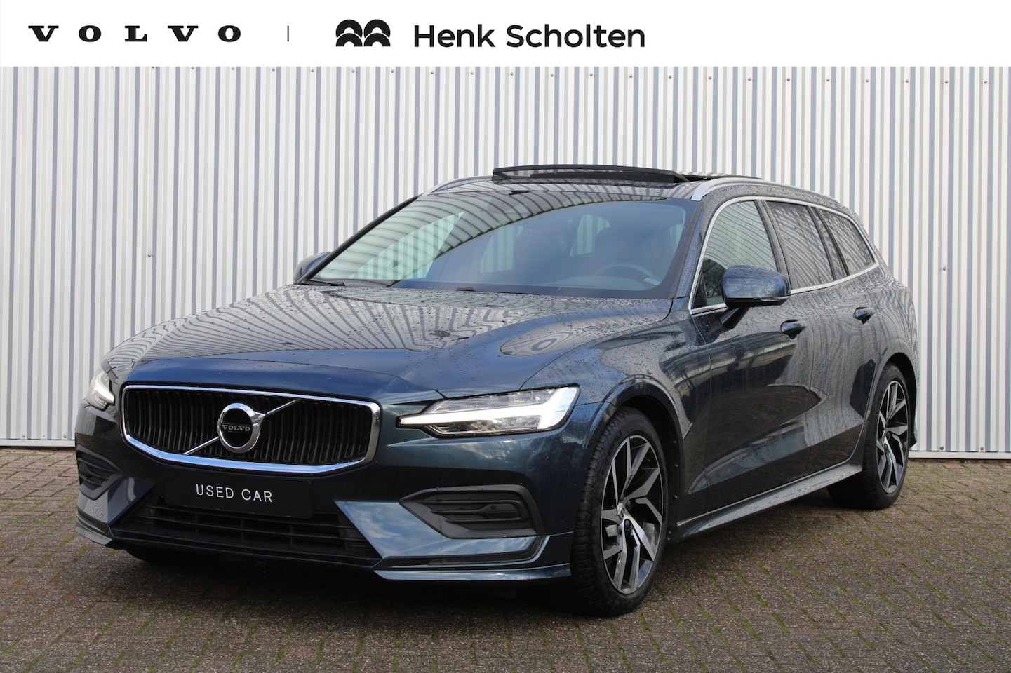 Volvo V60 - 2.0 T5 Momentum 2.0 T5 Momentum, Full map navigatie, Panoramadak, Semi elektrische trekhaak, Achteruitrijc - AutoWereld.nl