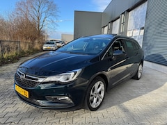 Opel Astra Sports Tourer - 1.0 Turbo Business Executive Vol opties nap