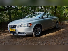 Volvo C70 Convertible - 2.5 T5 Summum BTW auto, Youngtimer, automaat, zeer mooi, aantoonbare lage km stand, dealer onderhouden