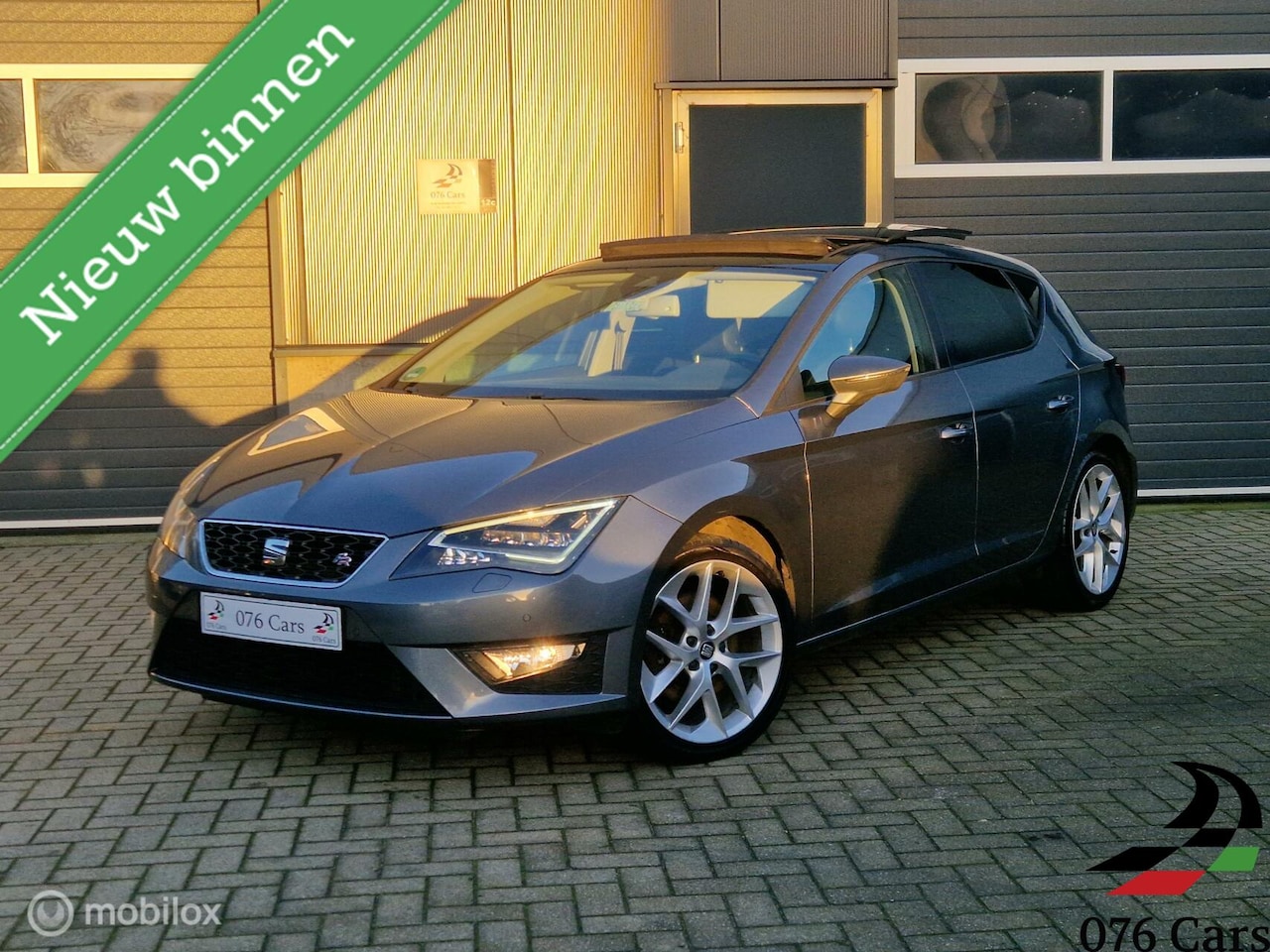 Seat Leon - 1.8 TSI FR / VOL LEDER / SEAT SOUND / PANORAMADAK / VOL OPTIES/ - AutoWereld.nl