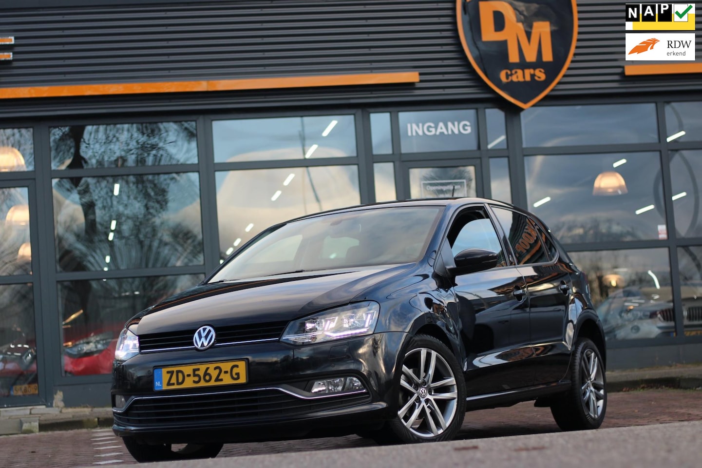 Volkswagen Polo - 1.4 TDI Highline | AUT | SOUND | STLVRWRMNG | PDC | - AutoWereld.nl