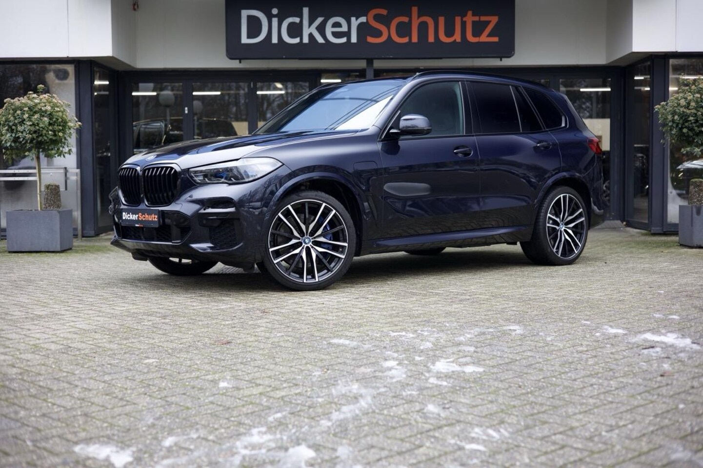 BMW X5 - XDrive45e M Sportpakket |luchtvering|btw auto! - AutoWereld.nl