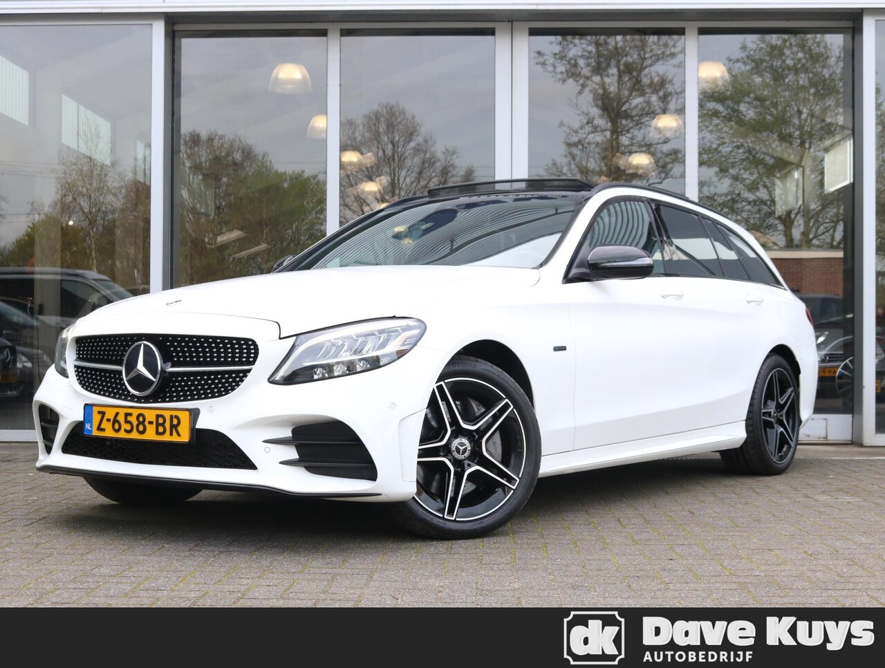 Mercedes-Benz C-klasse Estate - 300 e Business Solution AMG | Panorama | Apple Carplay - AutoWereld.nl