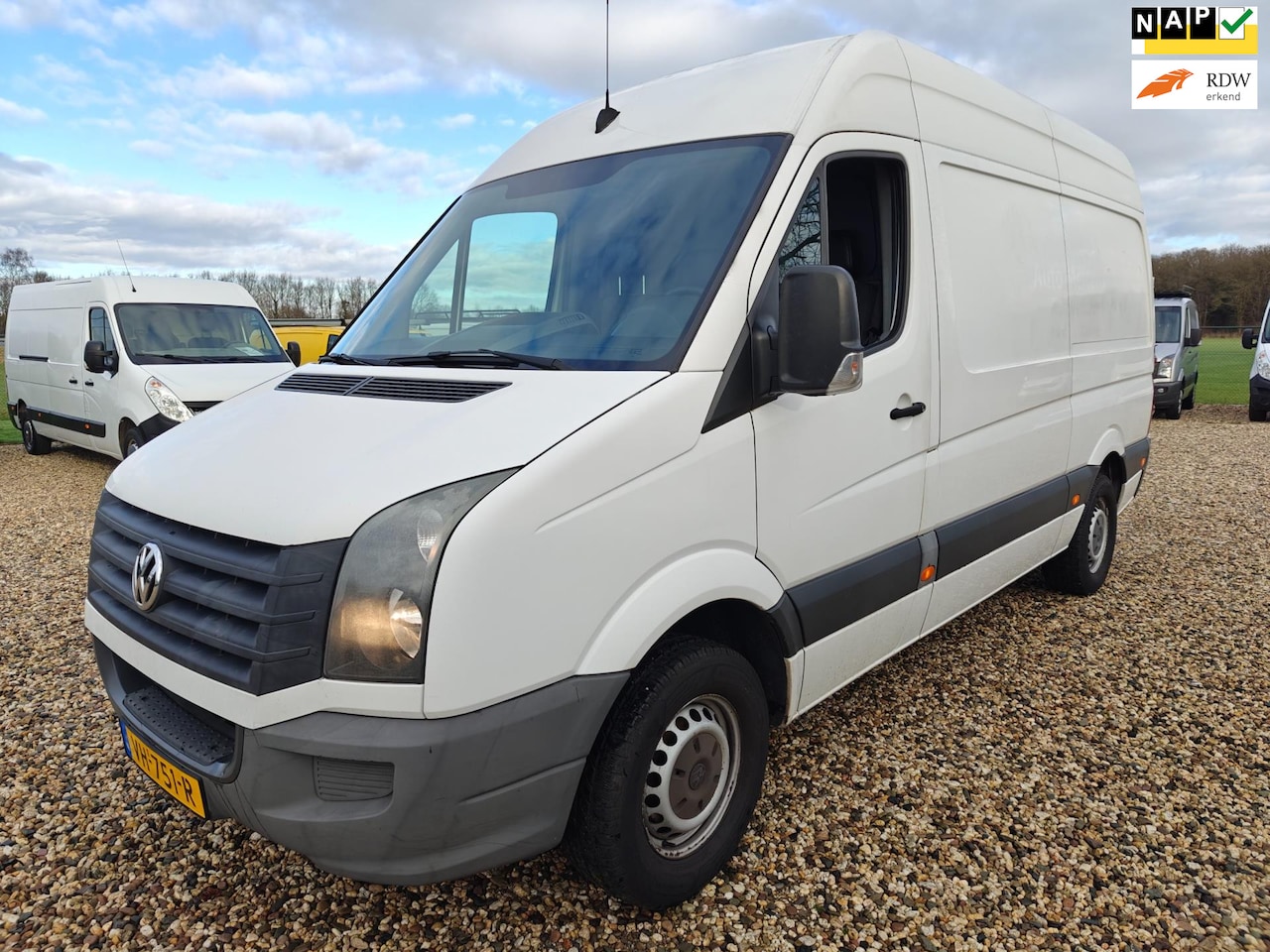 Volkswagen Crafter - 46 2.0 TDI L2H2 46 2.0 TDI L2H2 , Airco , cruise , Nette bus , Euro 5 - AutoWereld.nl