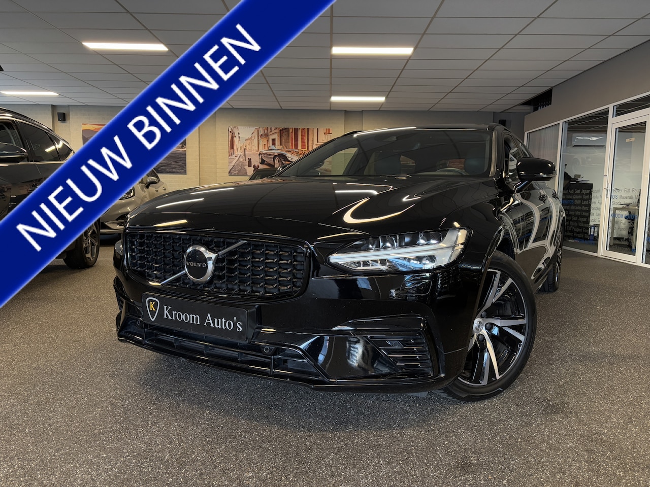 Volvo V90 - 2.0 T8 AWD R-Design / 392 Pk / Panoramadak / Leer / Massagestoelen / Stoel- en Stuurverwar - AutoWereld.nl