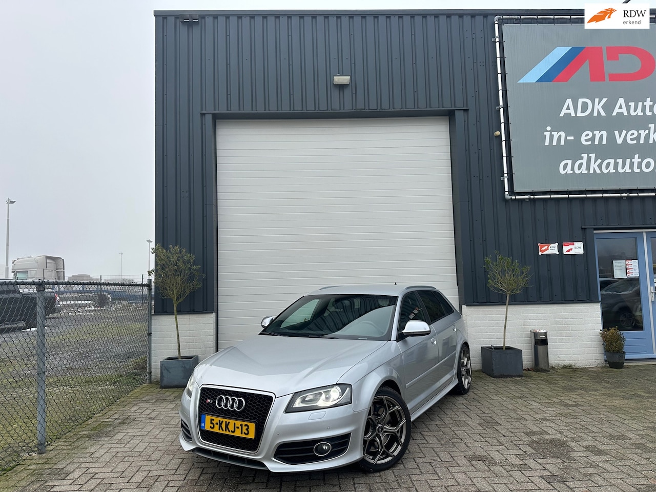 Audi A3 Sportback - 2.0 TFSI S3 quattro Ambition AUTOMAAT/PDC/XENON/NAVI/265PK - AutoWereld.nl