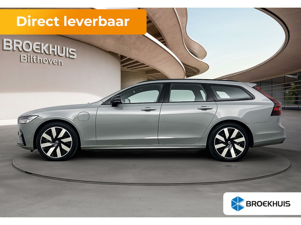 Volvo V90 - T6 Recharge Ultimate Dark | Luchtvering | Bowers & Wilkins | 360 Camera | Elektr. Trekhaak - AutoWereld.nl