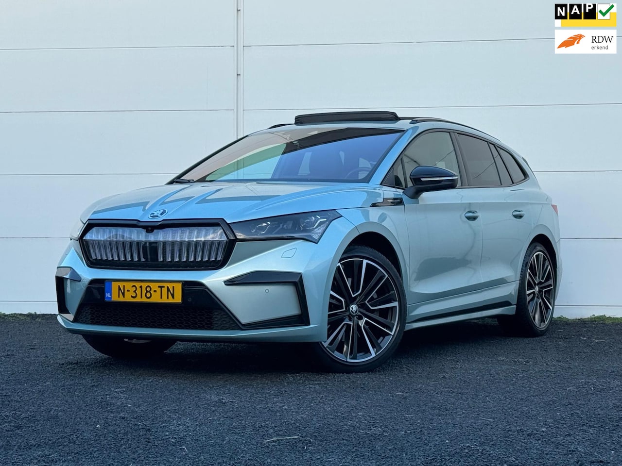 Skoda Enyaq iV - 80 Founders Edition Silver Org NL Pano Keyless Apple carplay Mem seats 360 Cam - AutoWereld.nl