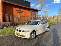 BMW 1-serie - 118i Executive