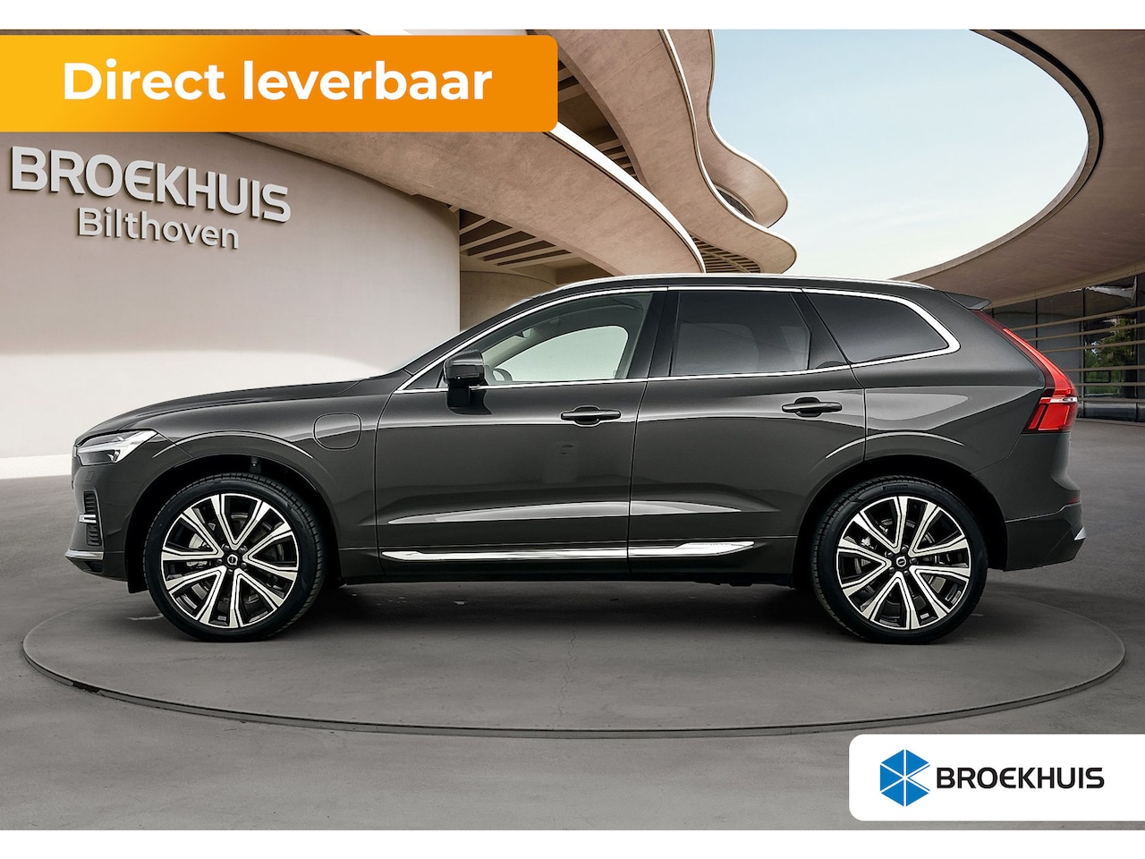 Volvo XC60 - Recharge T6 Plus Bright | Trekhaak | PDC + Camera | BLIS | 21" Velgen | Panormadak | Adapt - AutoWereld.nl