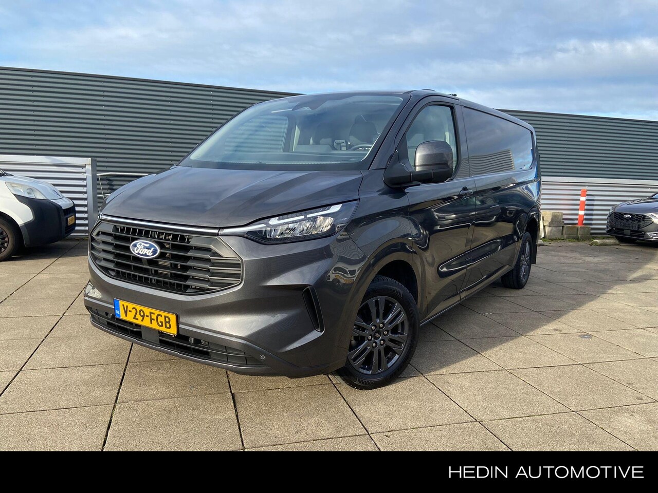 Ford Transit Custom - 320 2.0 TDCI L2H1 Limited 136PK Automaat - AutoWereld.nl