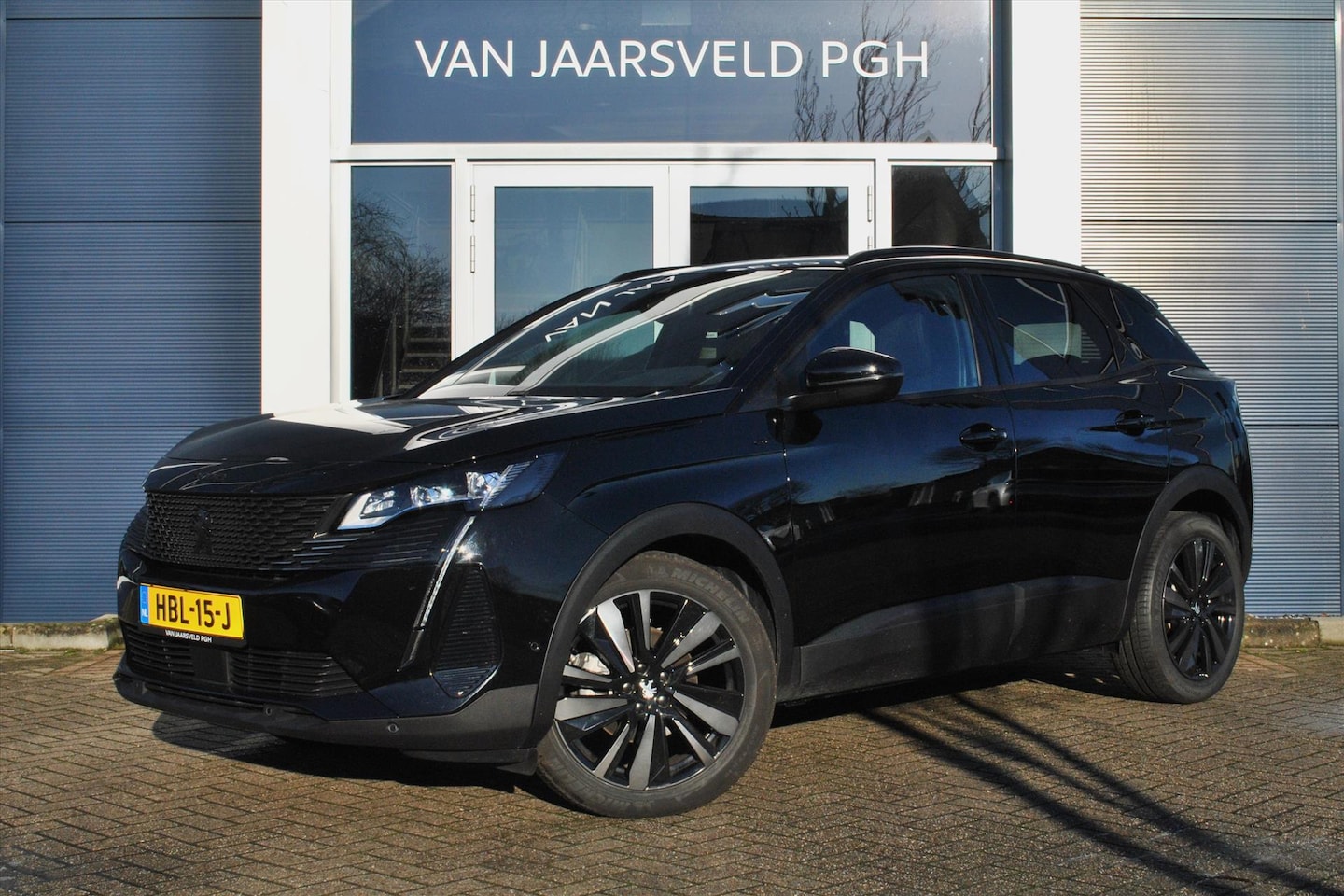 Peugeot 3008 - 1.2 PureTech 130pk S&S EAT8 GT / Black Pack - AutoWereld.nl