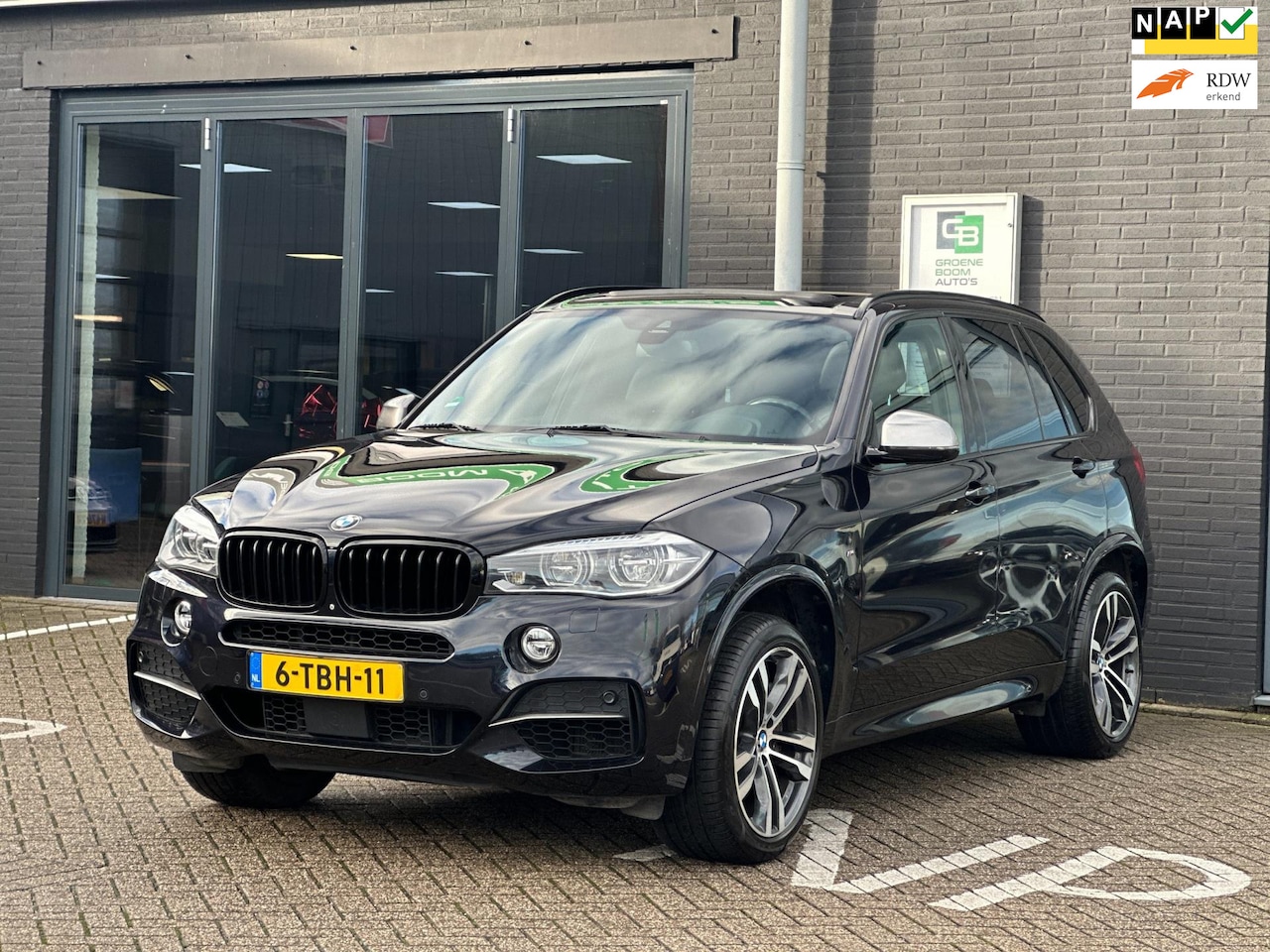 BMW X5 - M50d/2E EIG/PANO-DAK/CAMERA/NL-AUTO NAP/NWE STAAT!! - AutoWereld.nl