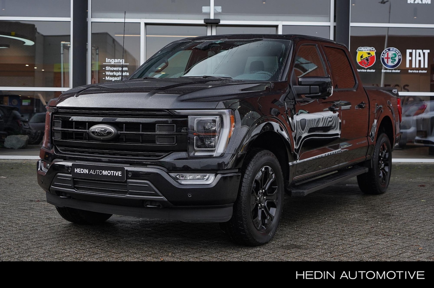 Ford F150 - F-150 LARIAT 5.0 V8 SuperCrew 4x4 FX4 Black Edition | Trekhaak 3.500KG | Digitale Teller | - AutoWereld.nl