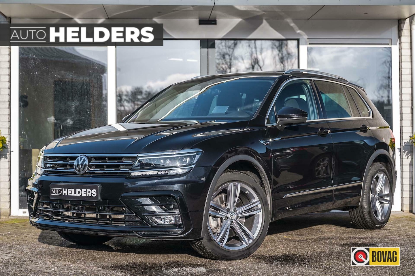 Volkswagen Tiguan - 2.0 TSI 4Motion 3x R-line HuD 360° ACC - AutoWereld.nl