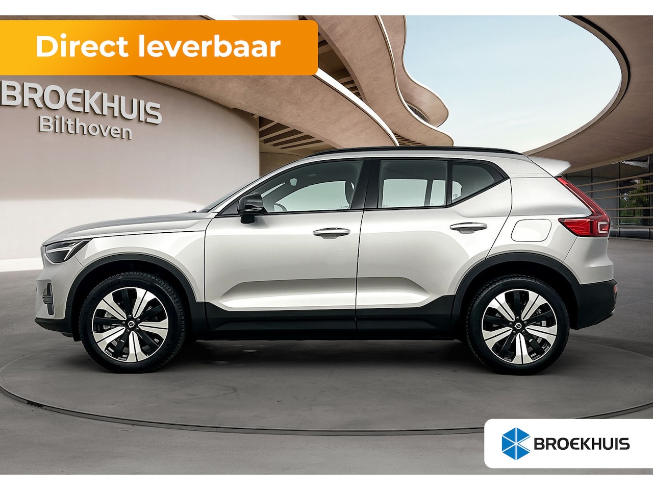 Volvo XC40 - Recharge Core 70 kWh| All Season banden | PDC + Camera | Navi | Apple Carplay | | All Seas - AutoWereld.nl