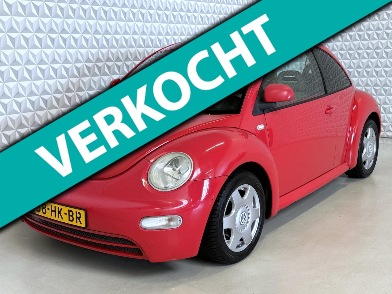 Volkswagen New Beetle - 2.0 + APK 06-02-2026 / 197000km (2001) - AutoWereld.nl