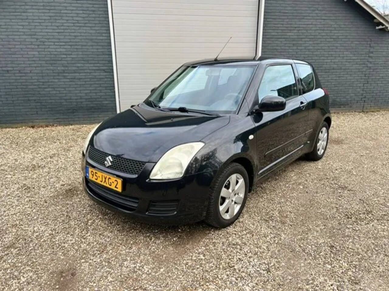 Suzuki Swift - 1.3 AIRCO/CRUISE - AutoWereld.nl