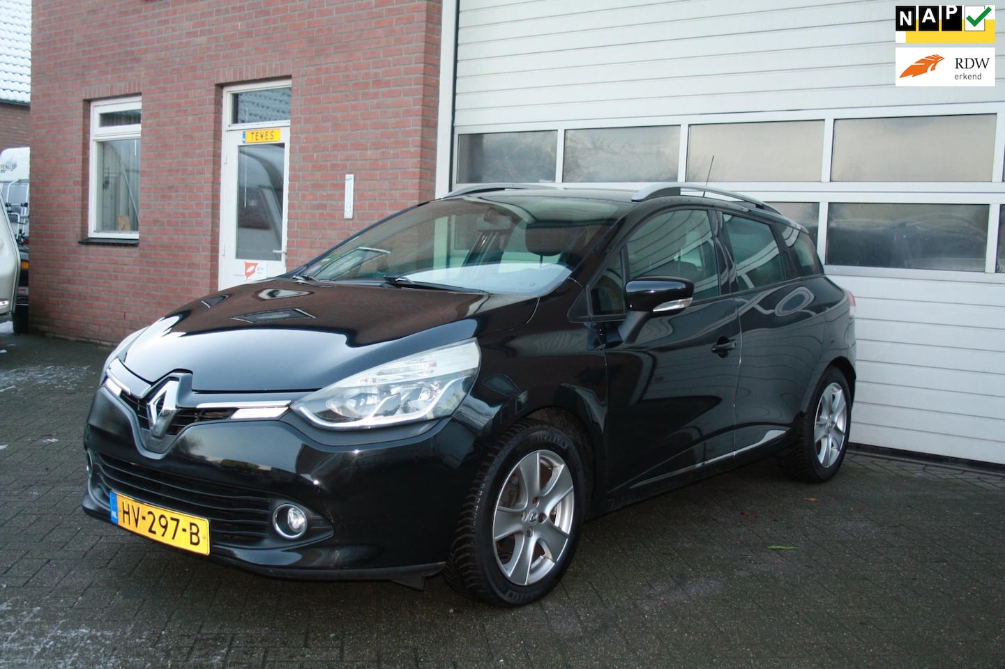 Renault Clio Estate - 1.2 Expression automaat.clima.navigatie.trekhaak. - AutoWereld.nl