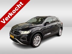 Volkswagen T-Roc - 1.5 TSI Life Edition Carplay / ACC / Navi Ful map / Achteruitrij camera / DSG / Clima / Pa