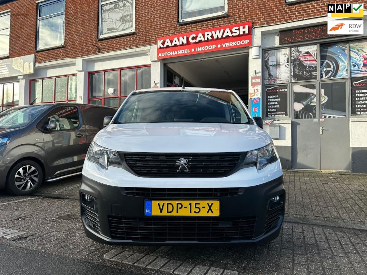 Peugeot Partner - 1.5 BlueHDI Premium 1.5 BlueHDI Premium - AutoWereld.nl