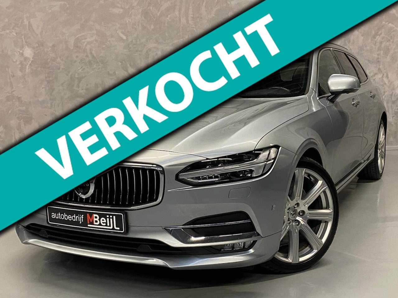 Volvo V90 - 2.0 T6 AWD Inscription /Pano /Headup /Trekhaak /Stuurverwarming - AutoWereld.nl