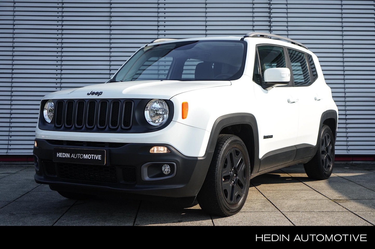 Jeep Renegade - 1.4 MultiAir Longitude | NAV | PDC - AutoWereld.nl