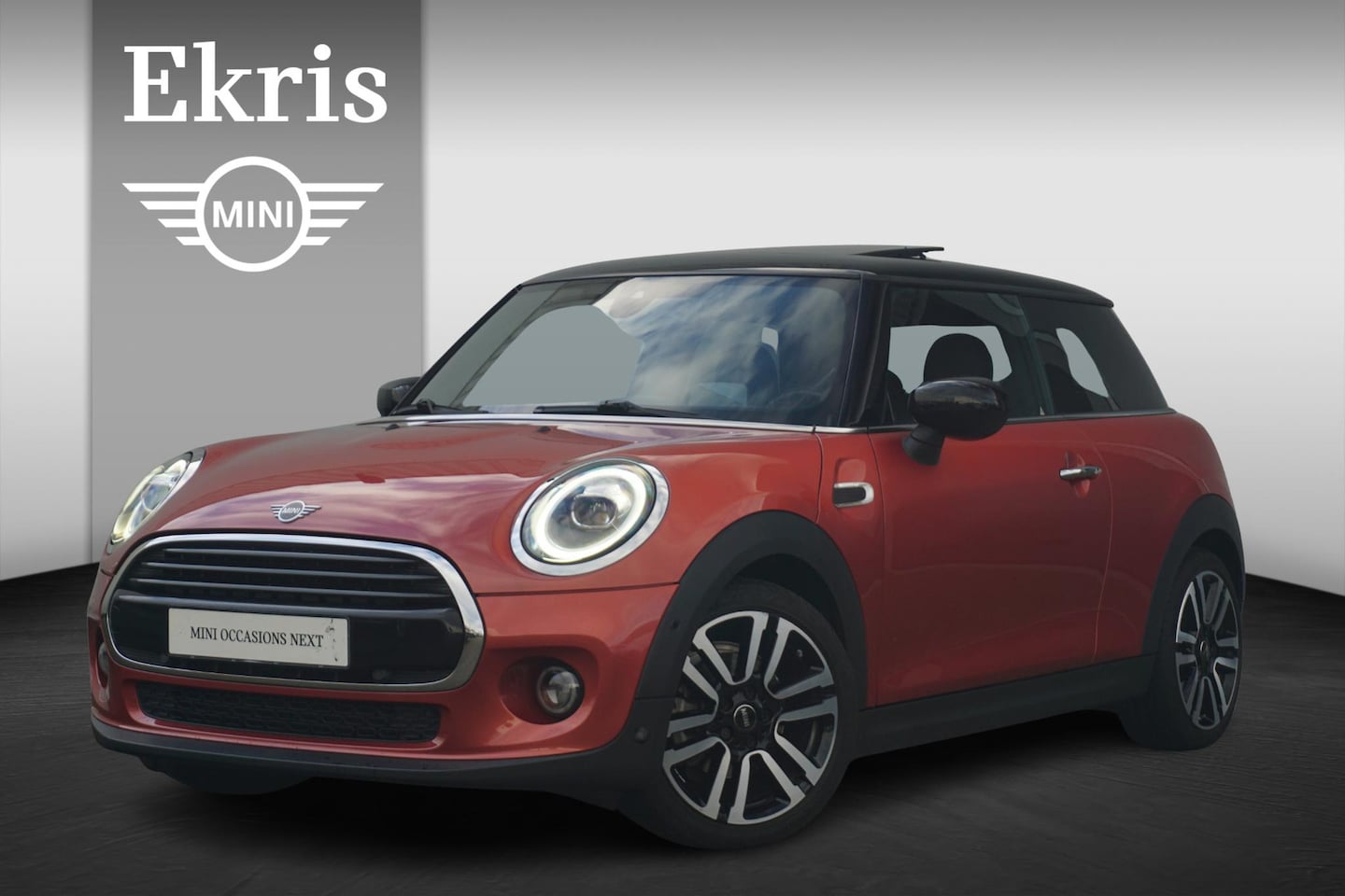 MINI Cooper - 3-Deurs Summer Red Edition / Comfort Acces / Panorama Dak / Head-Up / Harman Kardon - AutoWereld.nl