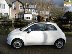 Fiat 500 - 1.2 Lounge 4-cilinder Airco Panorama Zuinig