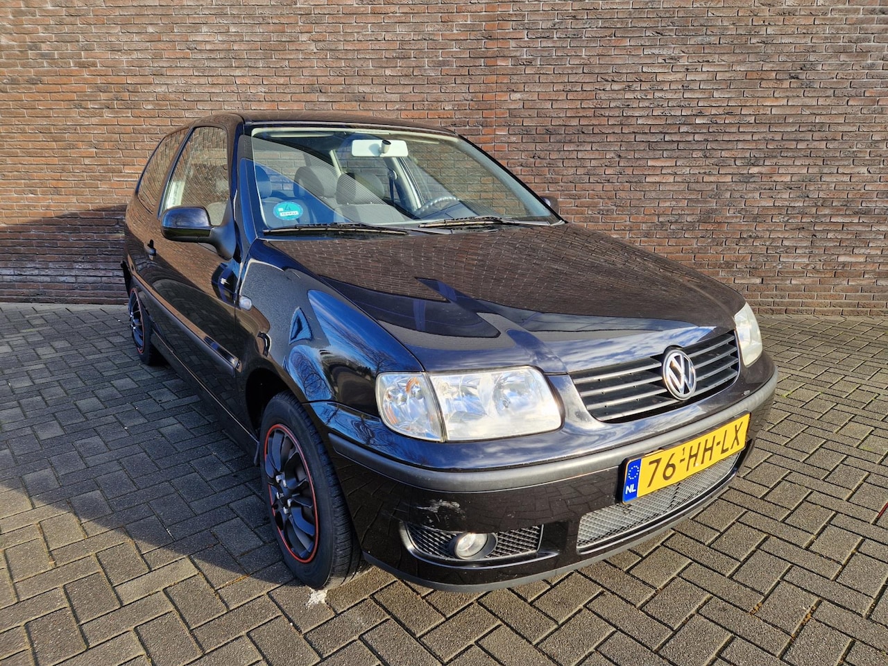 Volkswagen Polo - 1.4-16V Comfortline APK 07-2025 NAP stuurbekr. - AutoWereld.nl