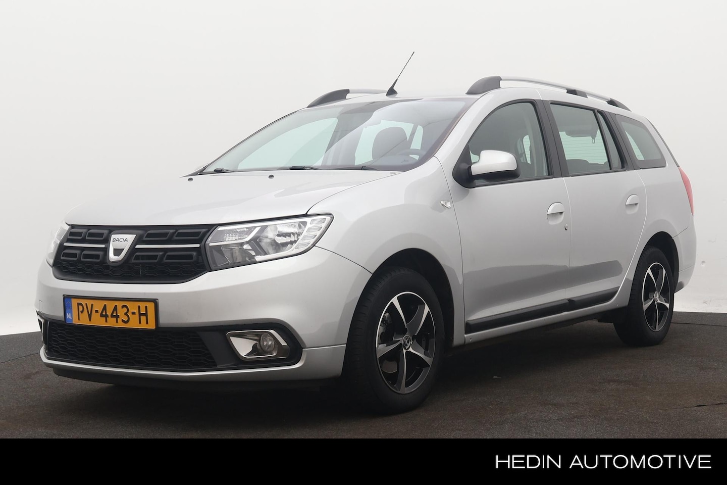 Dacia Logan MCV - 0.9 TCe Laureate | Navigatiesysteem | Airco | Cruise controle | Parkeersensoren achter | L - AutoWereld.nl