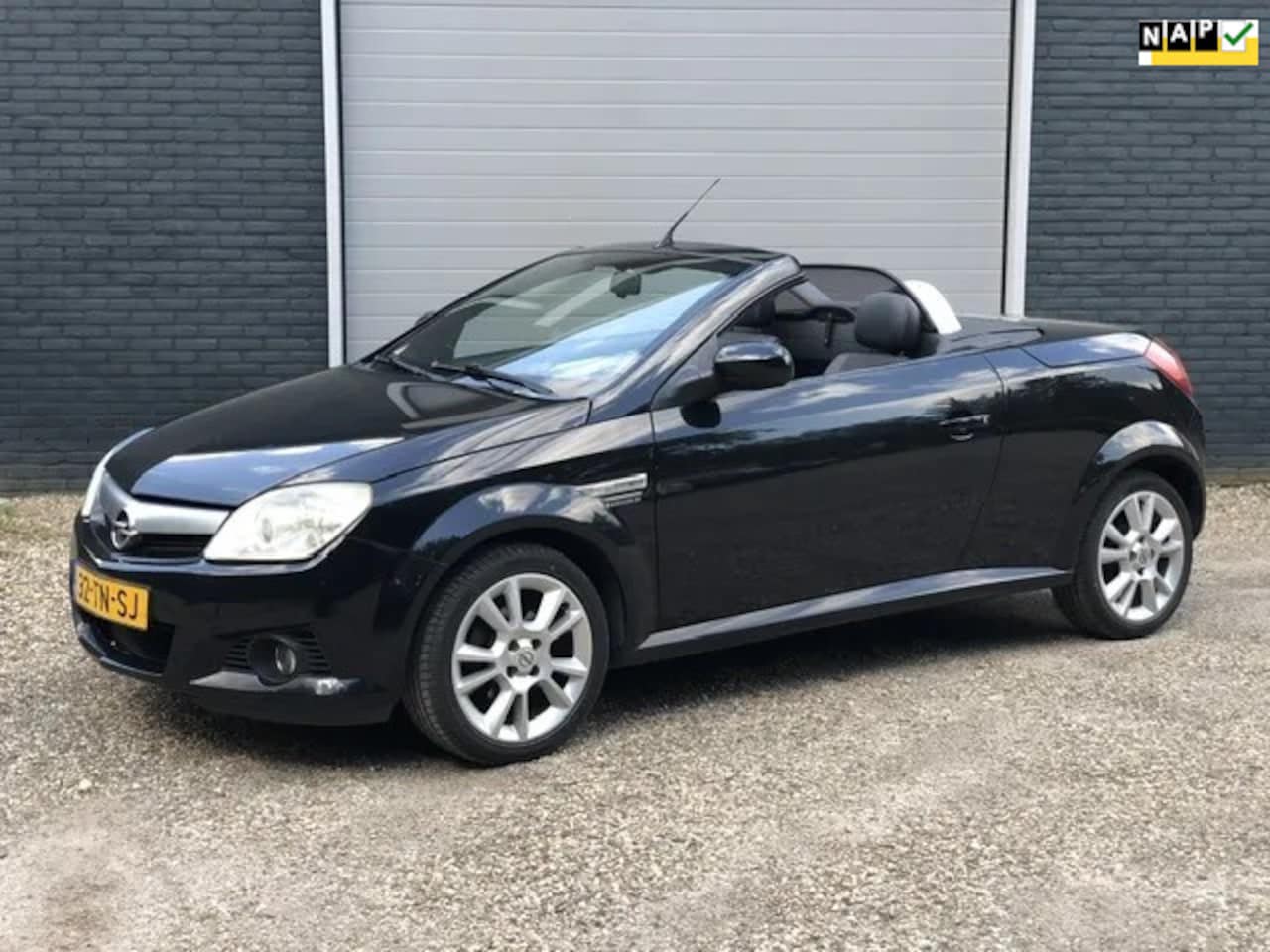 Opel Tigra TwinTop - 1.4-16 Sport Airco - AutoWereld.nl