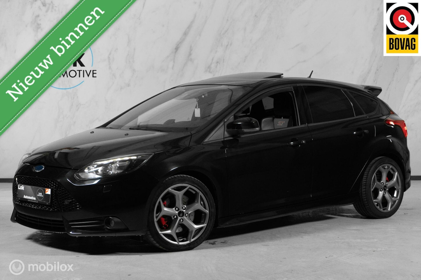 Ford Focus - 2.0 EcoBoost ST-3 SCHUIFDAK|SONY|LED|KEYLESS - AutoWereld.nl