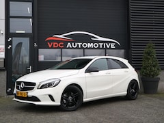 Mercedes-Benz A-klasse - 160 AMG Velgen | Carplay | Night | Stoelverwarming | Parkeersensoren | Navi | Cruisecontro