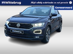 Volkswagen T-Roc - 1.5 TSI 150PK R-Line / R-Line Exterieur / Panoramadak / Zwenkbare Trekhaak / Digitale Cock