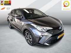 Toyota C-HR - 1.8 Hybrid Team D