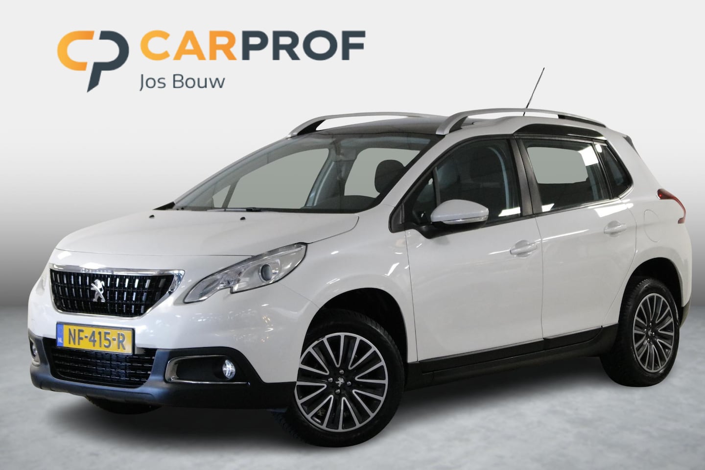 Peugeot 2008 - 1.2 PureTech Blue Lion Automaat! Airco | DAB | Panorama | Navi | Carplay. - AutoWereld.nl