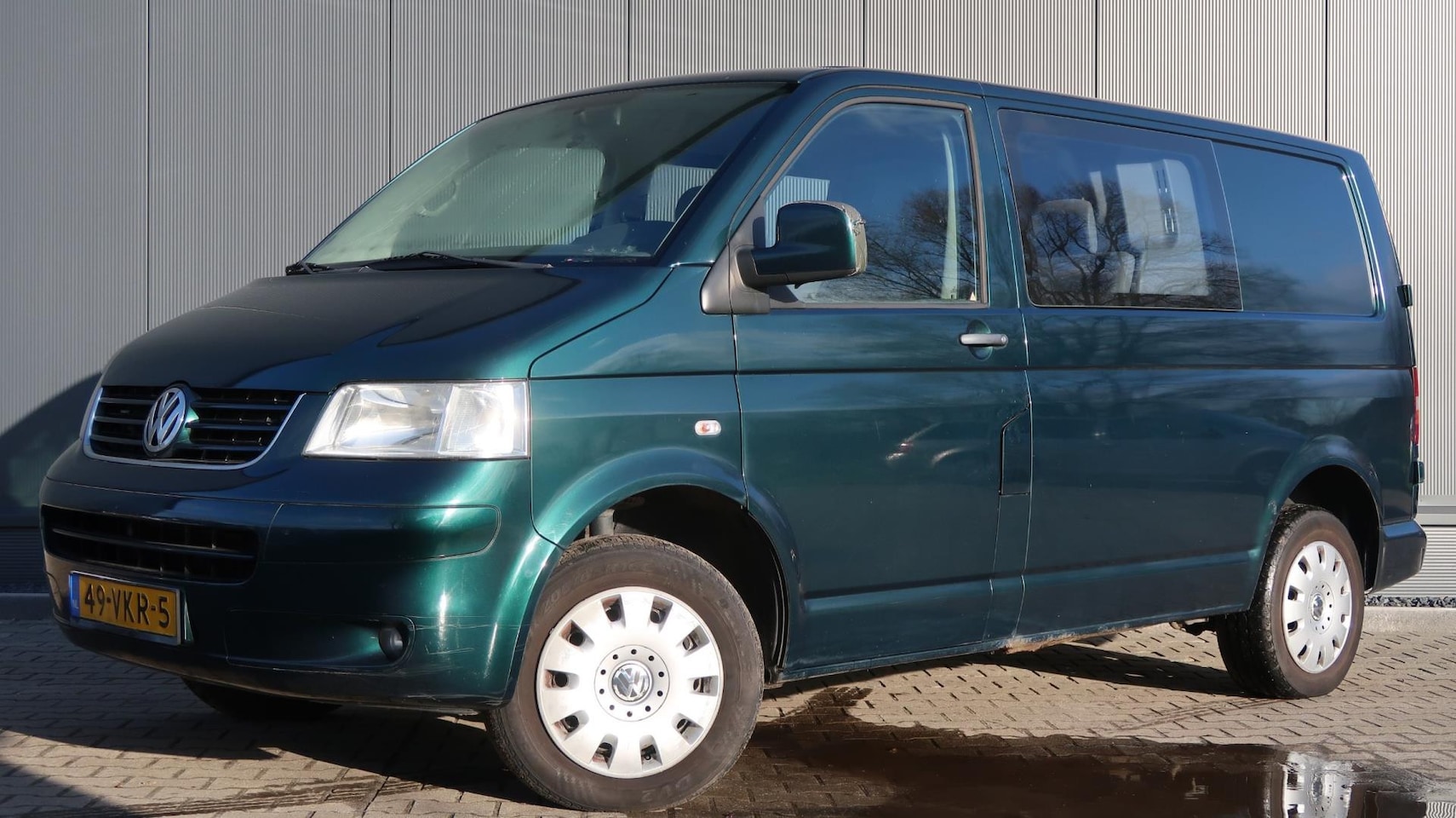 Volkswagen Transporter - 2.5 TDI 300 Trendline DC 2.5 TDI 300 Trendline DC - AutoWereld.nl