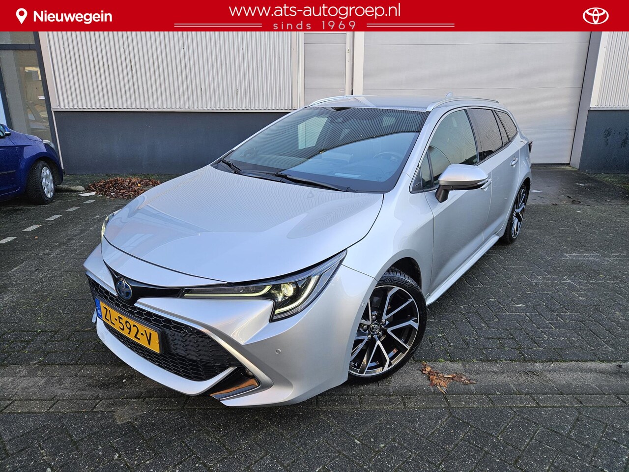 Toyota Corolla Touring Sports - 2.0 Hybrid Business Sport Intro 2.0 Hybrid Business Sport Intro , Style,  luxe uitvoering - AutoWereld.nl