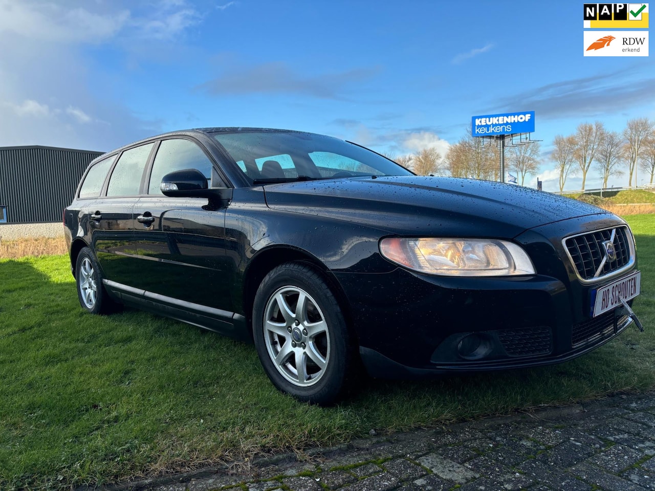 Volvo V70 - 2.0D Kinetic 2.0D Kinetic - AutoWereld.nl