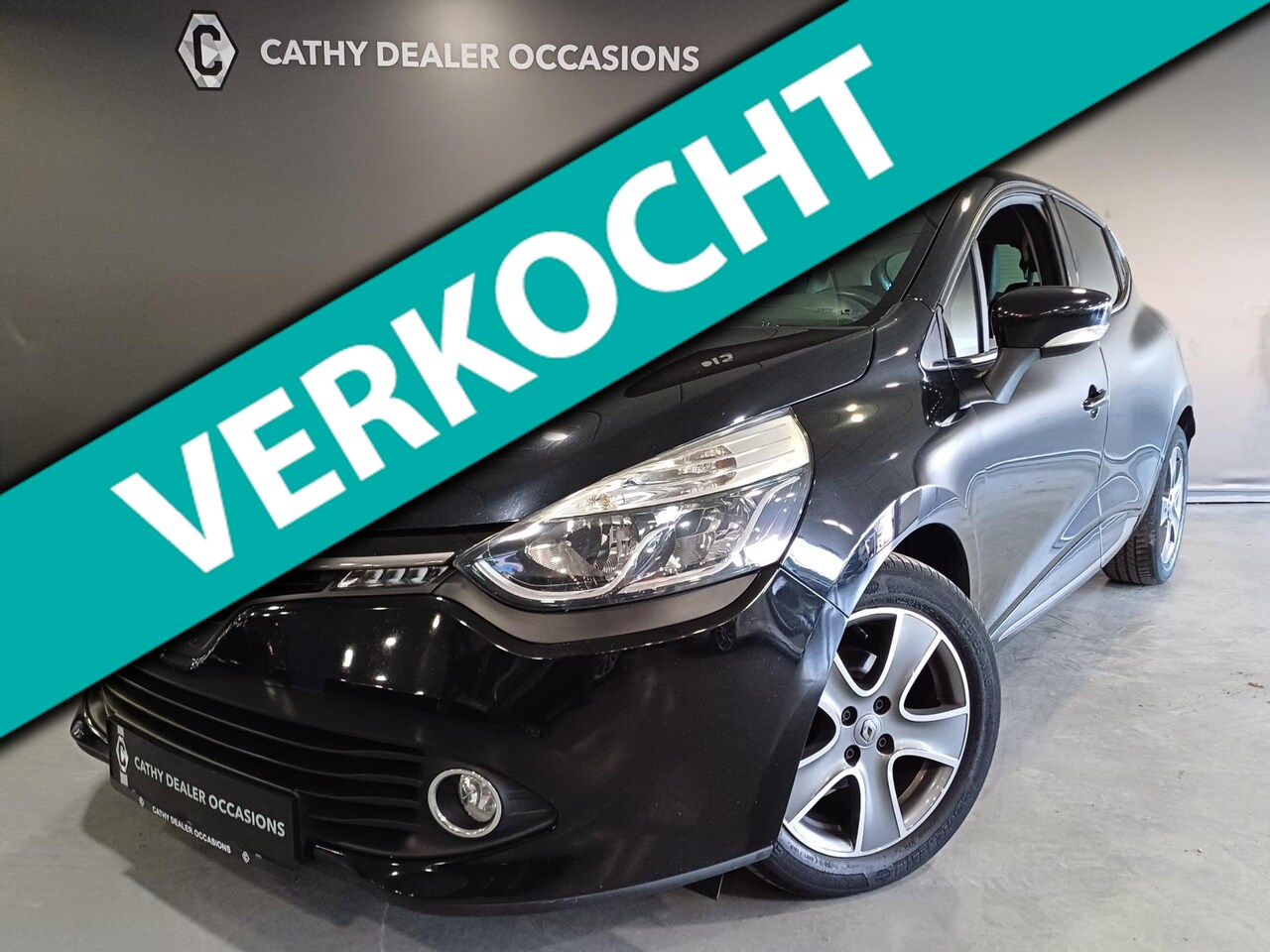 Renault Clio - 0.9 TCe ECO Night&Day NAV LMV Airco Cruise Parkeersensor - AutoWereld.nl