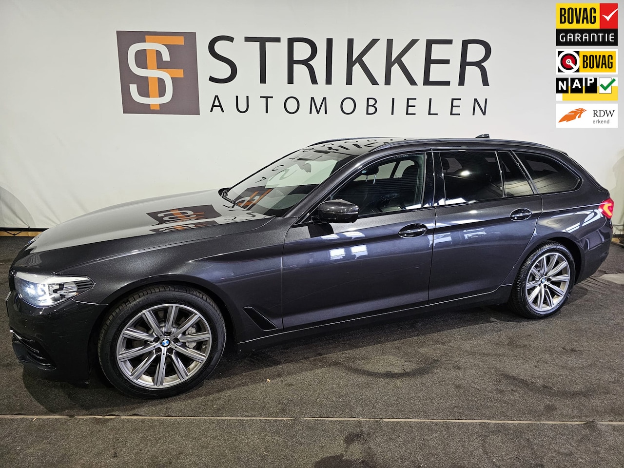 BMW 5-serie Touring - 530i Executive 530i Executive - AutoWereld.nl