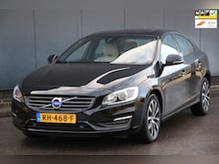 Volvo S60 - 1.5 T3 Polar+ Dynamic Elek-Dak/Camera/Xenon/Leer/Navigatie/Parkeersensor v, a