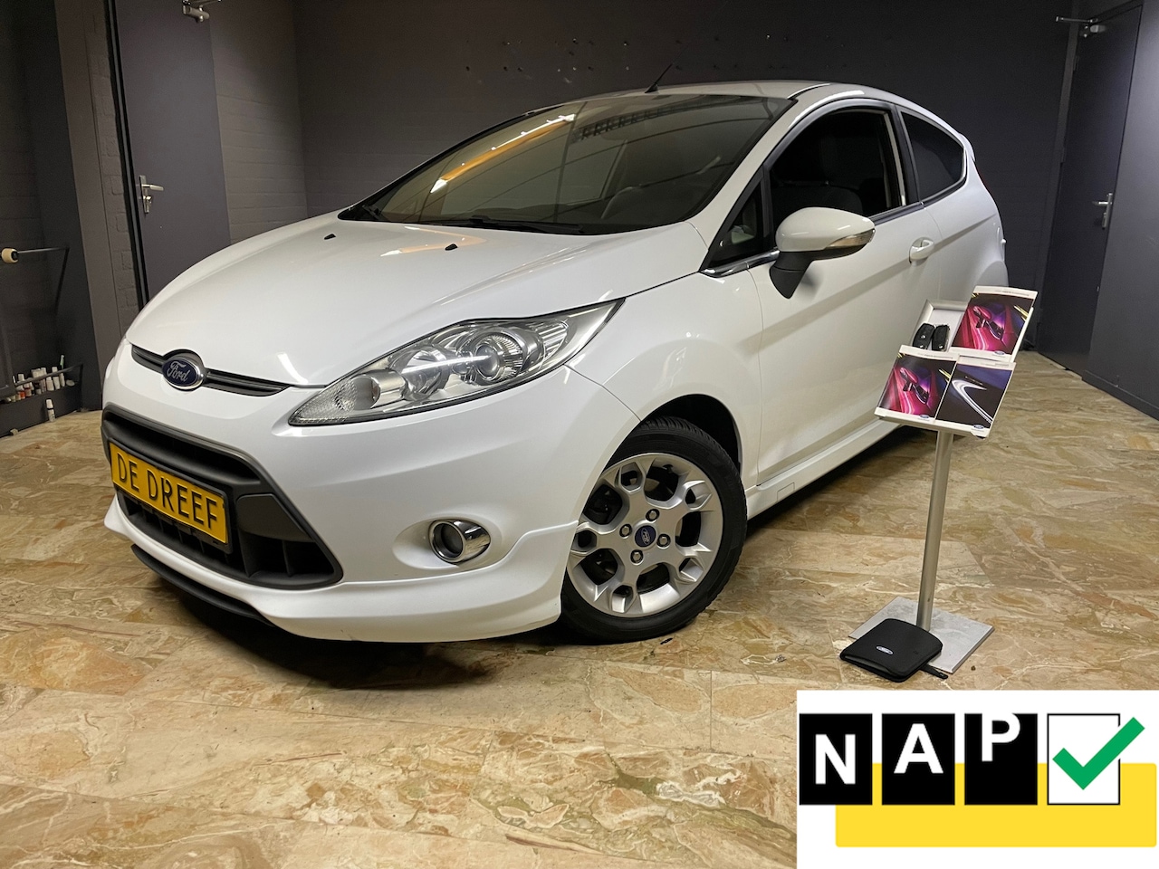 Ford Fiesta - 1.4 ST-LINE 1.25 Trend - AutoWereld.nl